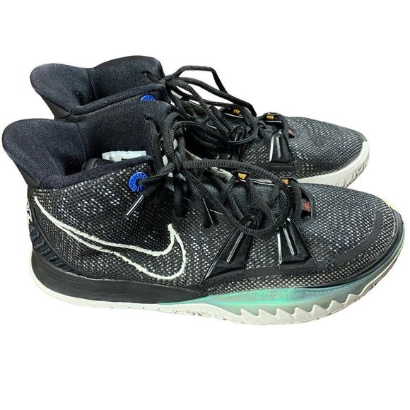NIKE Kyrie 7 VII Mens Size 10 CQ9326 002 - Picture 4 of 7